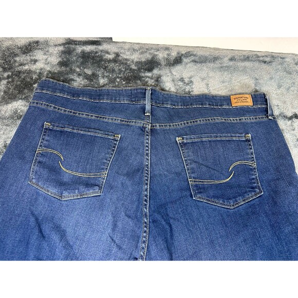 Signature by Levi Strauss & Co. Women's Modern Bootcut Jeans Size 24 W - Picture 12 of 13